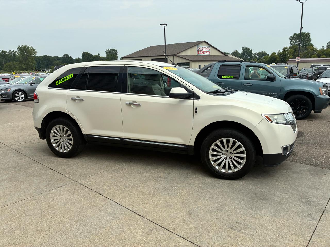 Lincoln MKX AWD 4dr 2013