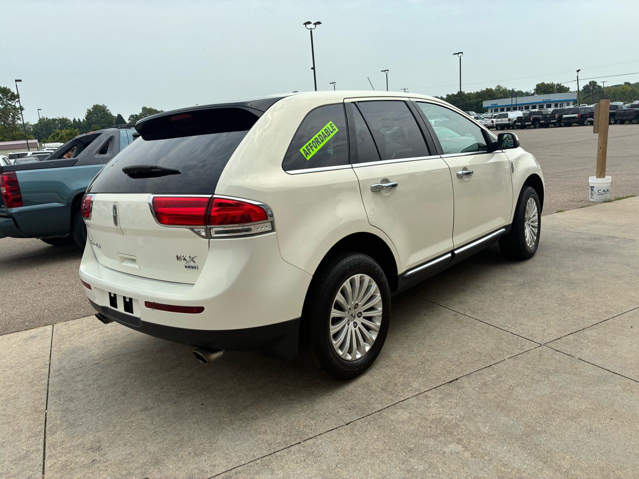 Lincoln MKX AWD 4dr 2013