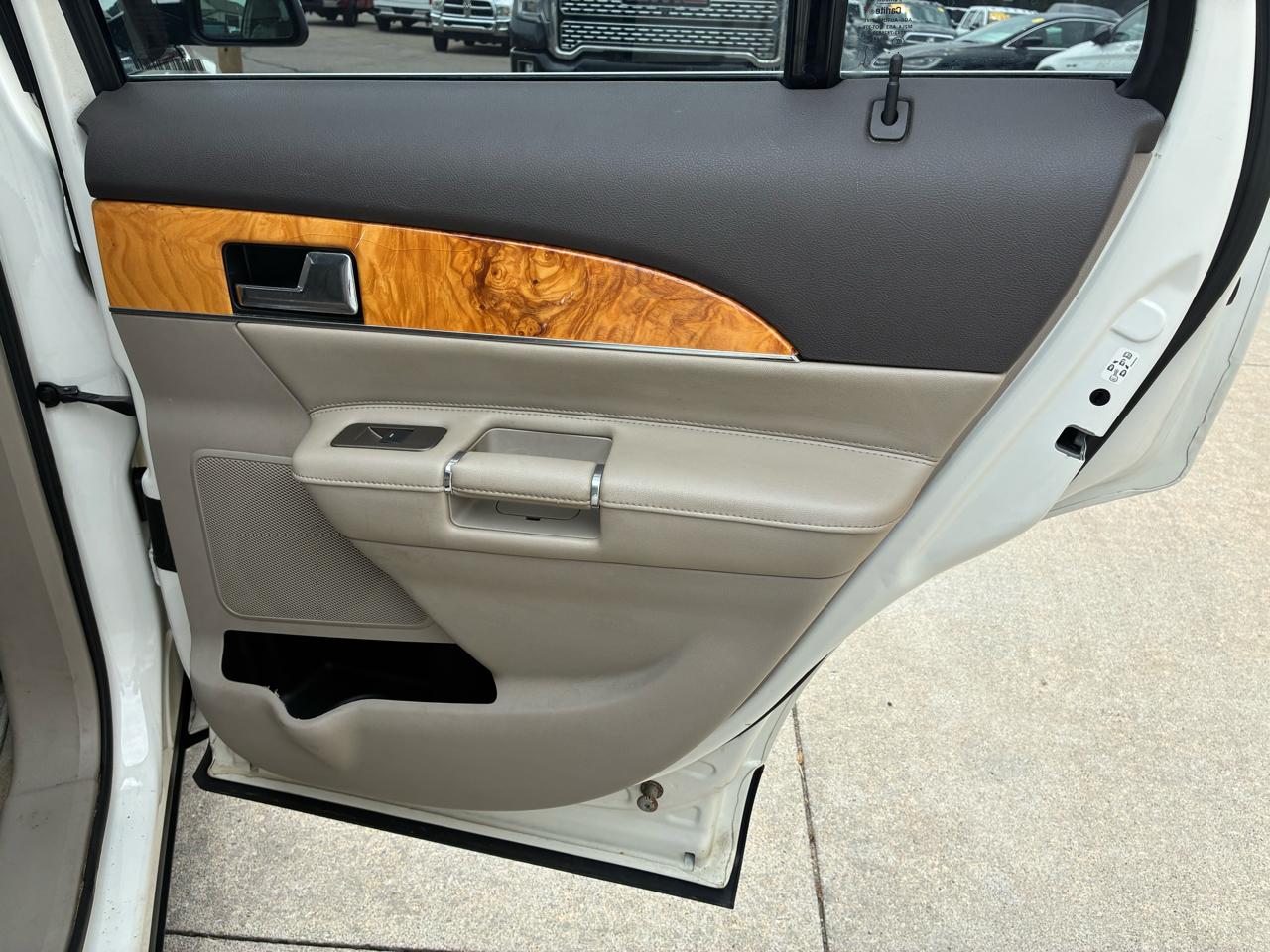 Lincoln MKX AWD 4dr 2013