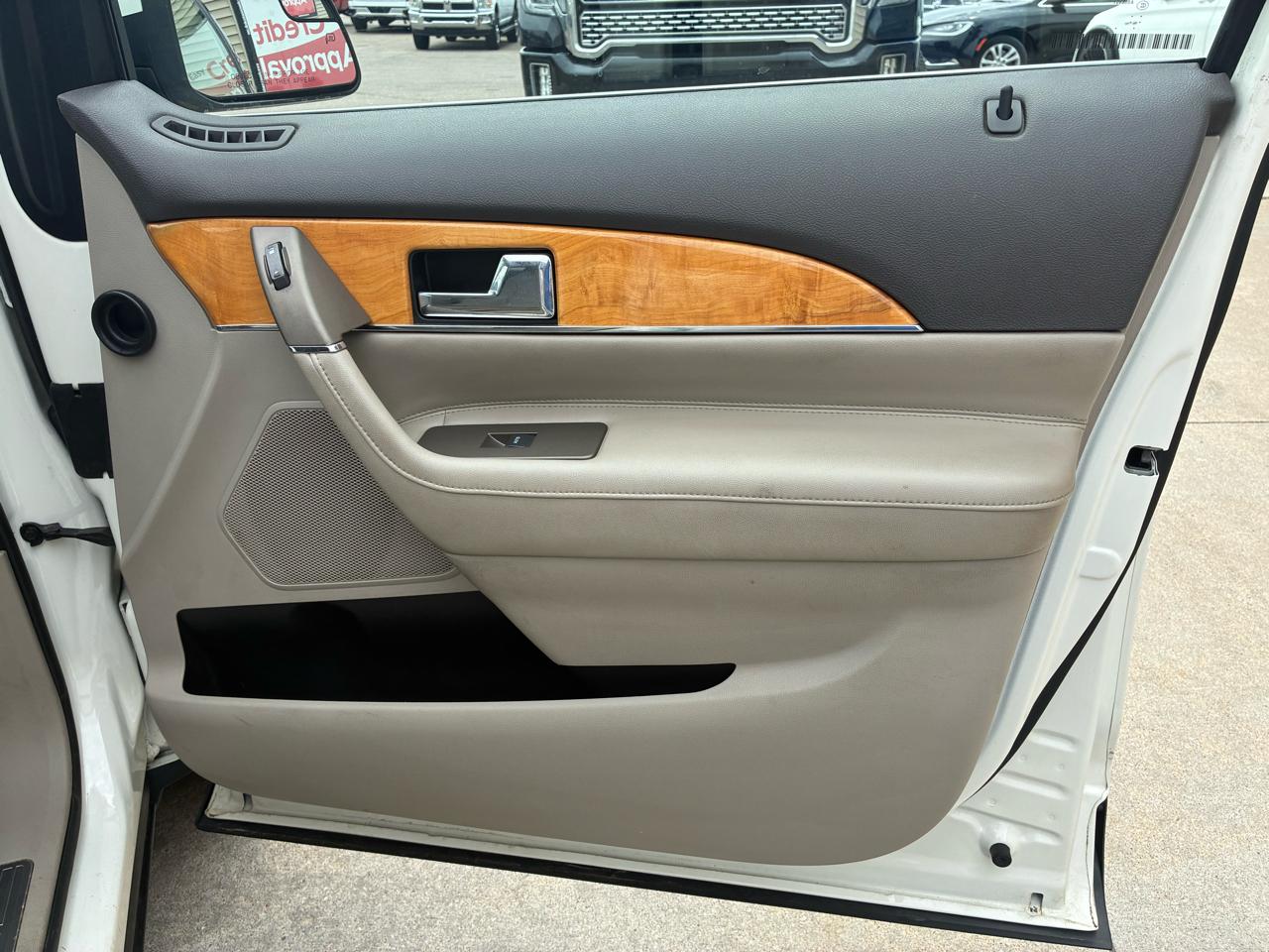 Lincoln MKX AWD 4dr 2013