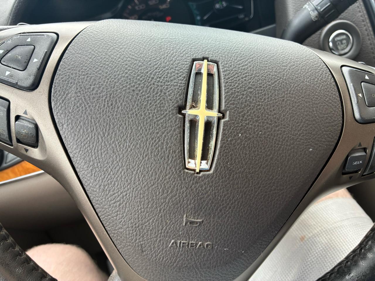 Lincoln MKX AWD 4dr 2013