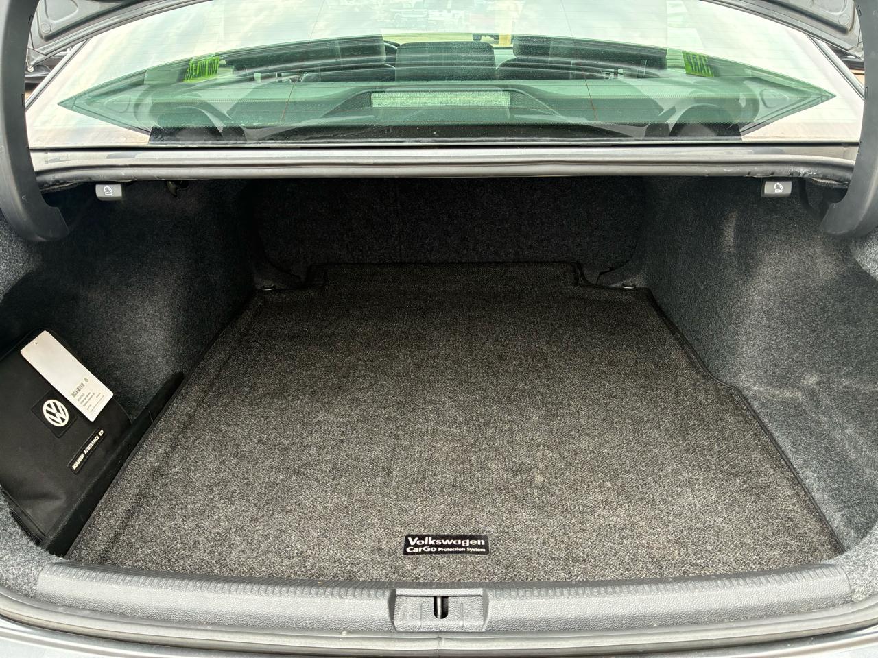 Volkswagen Passat 4dr Sdn 1.8T Auto S 2015