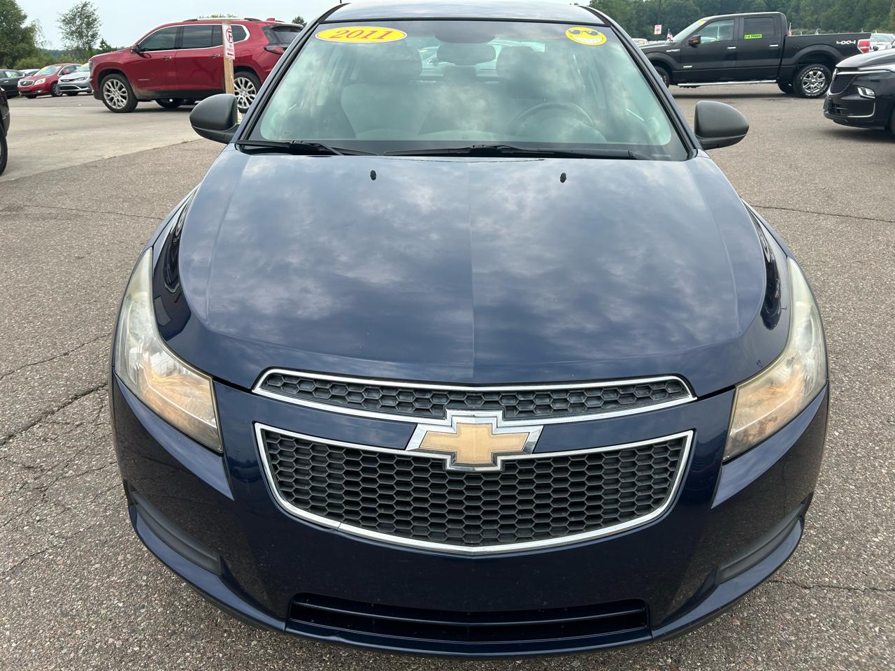 Chevrolet Cruze 4dr Sdn LS 2011