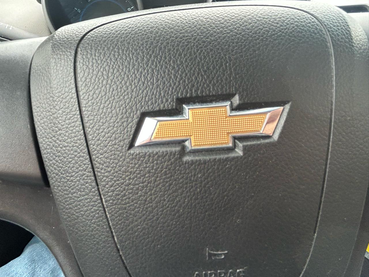 Chevrolet Cruze 4dr Sdn LS 2011