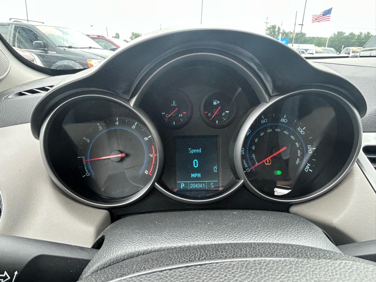 Chevrolet Cruze 4dr Sdn LS 2011