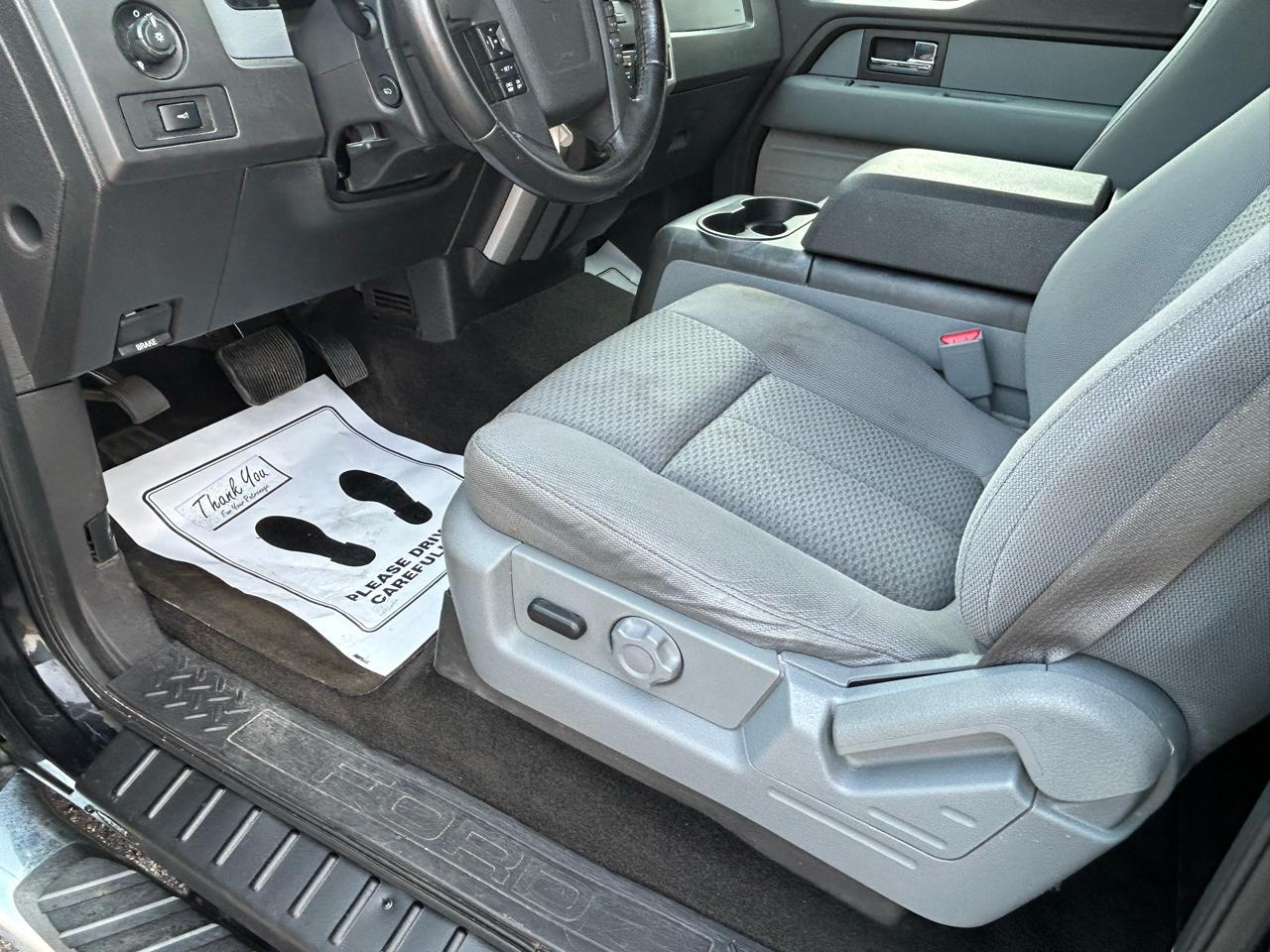 Ford F-150 4WD SuperCrew 145" XLT 2013
