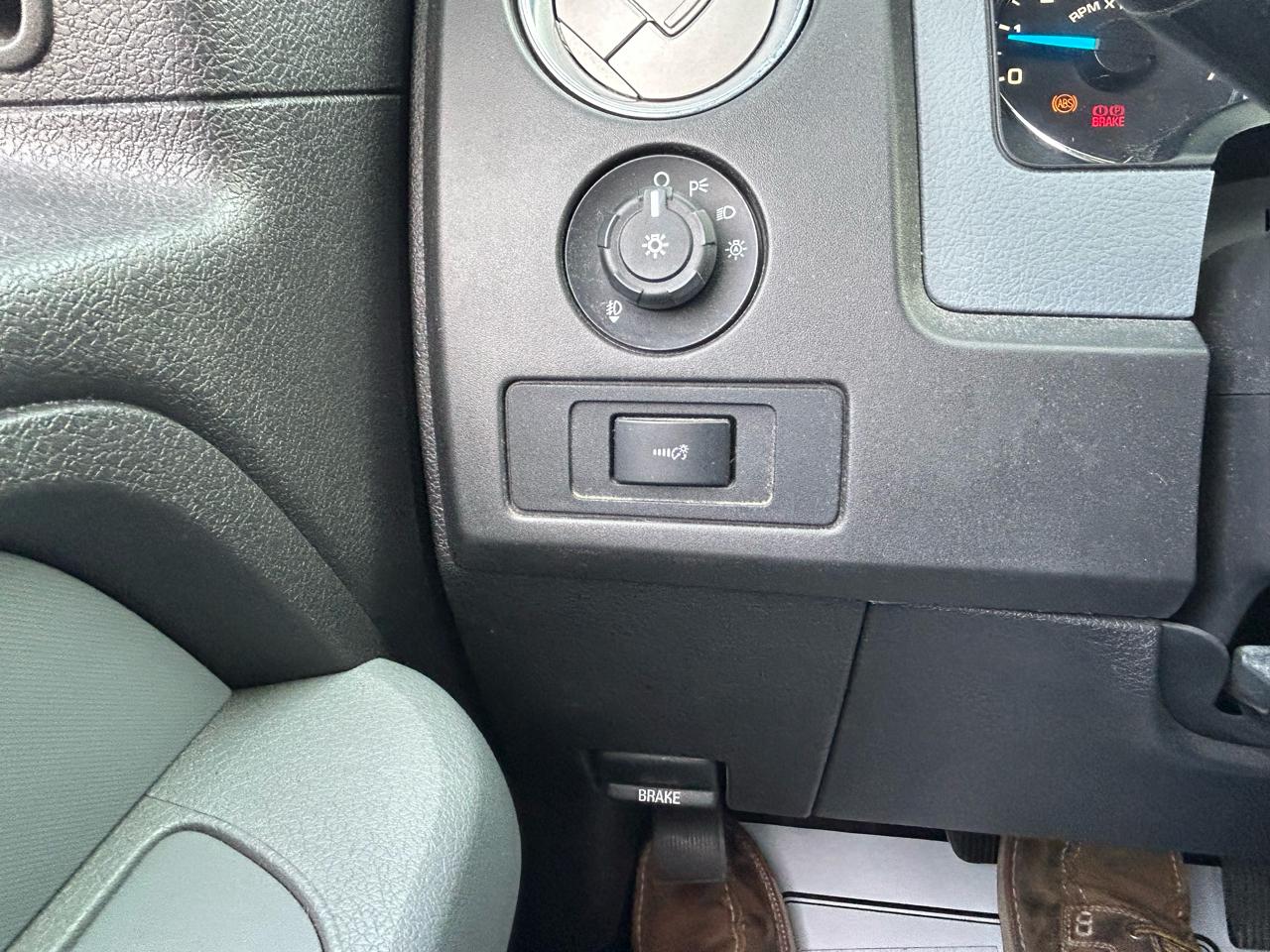 Ford F-150 4WD SuperCrew 145" XLT 2013