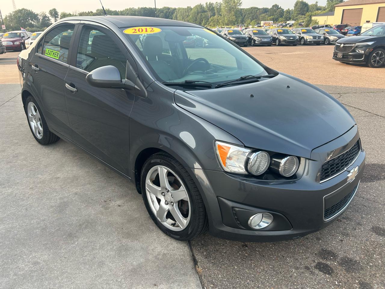 Chevrolet Sonic 4dr Sdn LTZ 2LZ 2012
