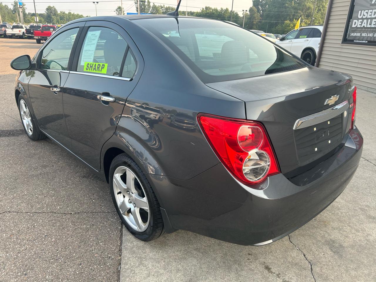 Chevrolet Sonic 4dr Sdn LTZ 2LZ 2012