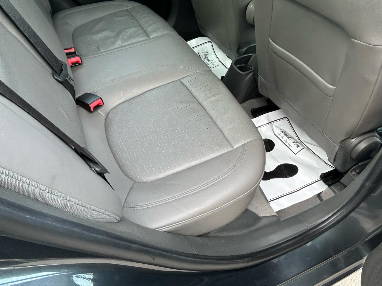 Chevrolet Sonic 4dr Sdn LTZ 2LZ 2012