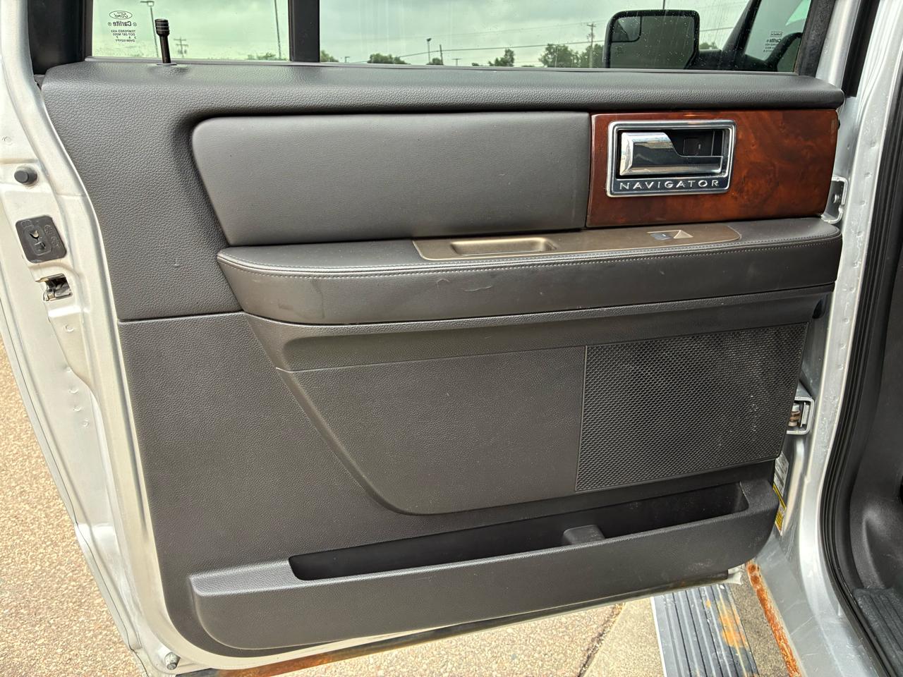 Lincoln Navigator L 4WD 4dr 2014