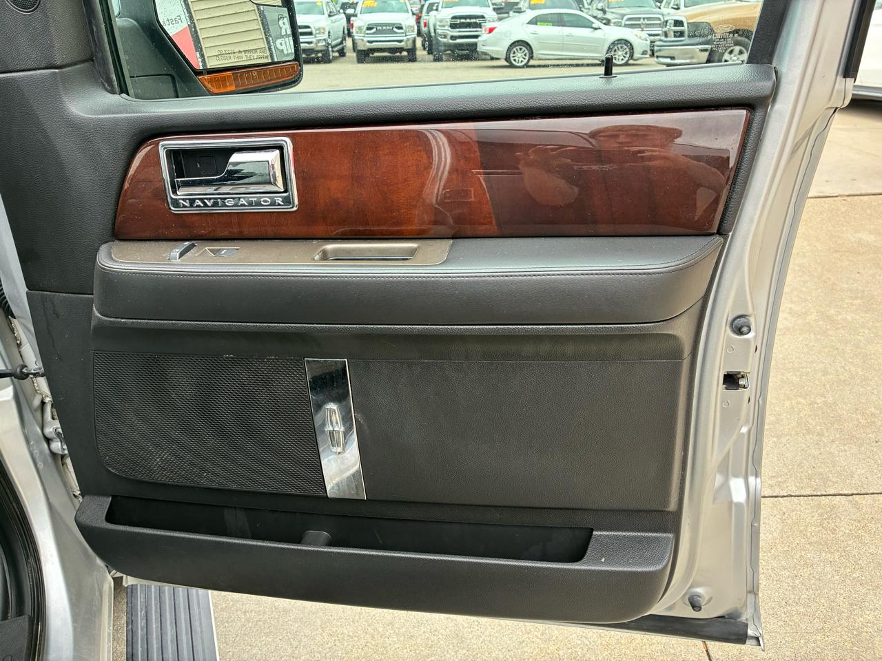 Lincoln Navigator L 4WD 4dr 2014