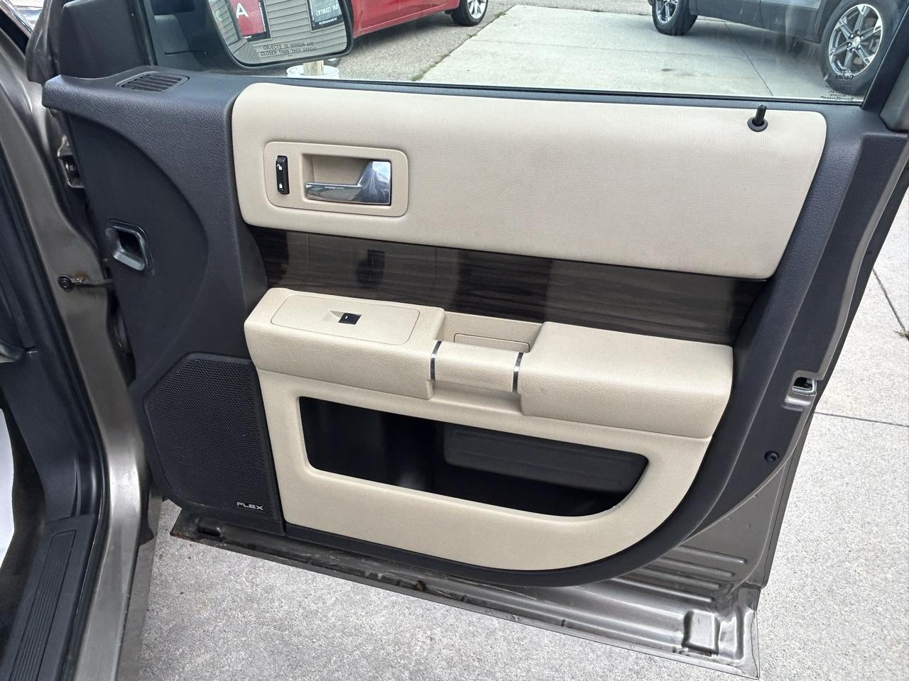 Ford Flex 4dr SEL FWD 2013