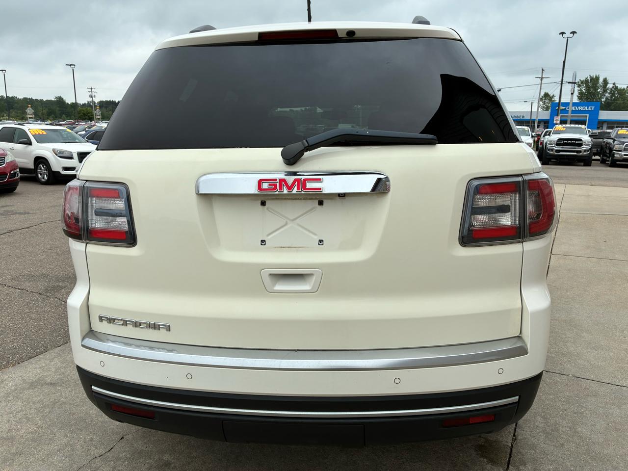 GMC Acadia FWD 4dr SLE2 2014