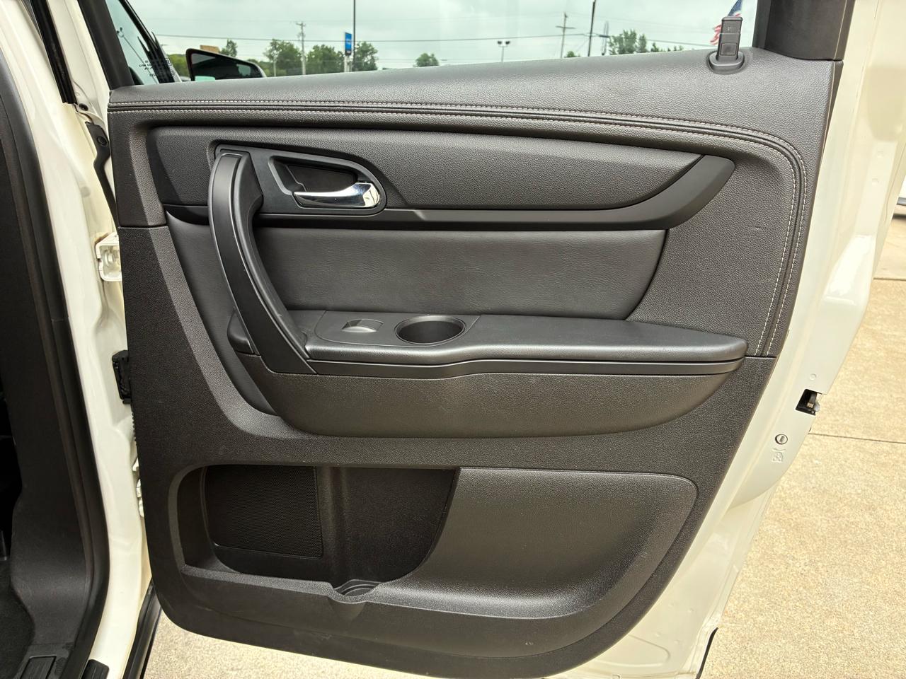 GMC Acadia FWD 4dr SLE2 2014