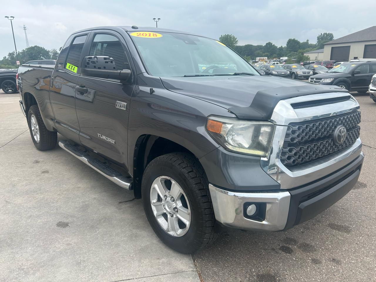 Toyota Tundra 4WD Limited Double Cab 6.5' Bed 5.7L (Natl) 2018