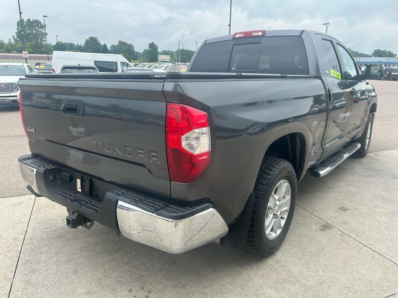 Toyota Tundra 4WD Limited Double Cab 6.5' Bed 5.7L (Natl) 2018