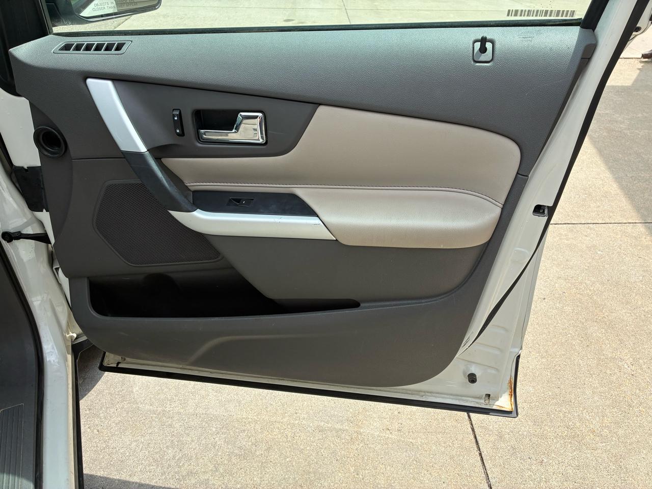 Ford Edge 4dr SE FWD 2011