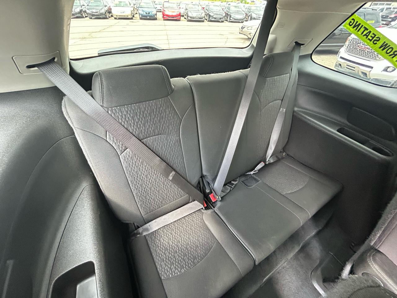 GMC Acadia FWD 4dr SLE w/SLE-2 2016