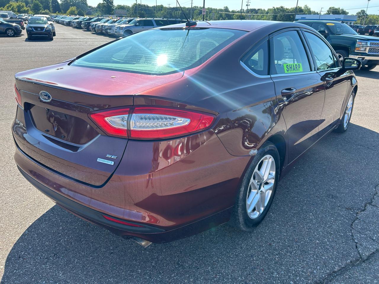 Ford Fusion 4dr Sdn SE FWD 2015