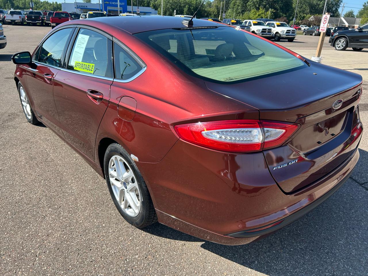 Ford Fusion 4dr Sdn SE FWD 2015