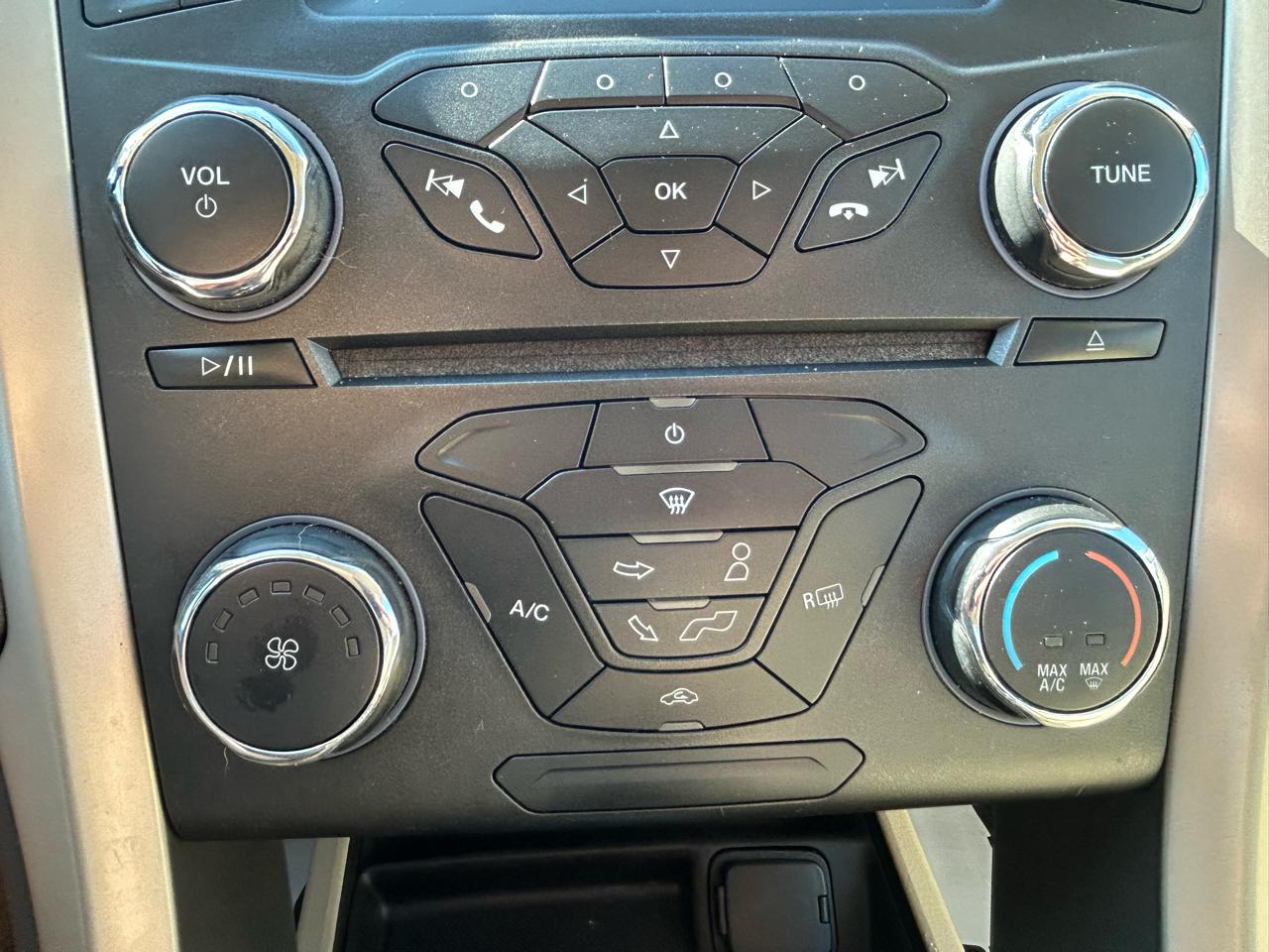 Ford Fusion 4dr Sdn SE FWD 2015