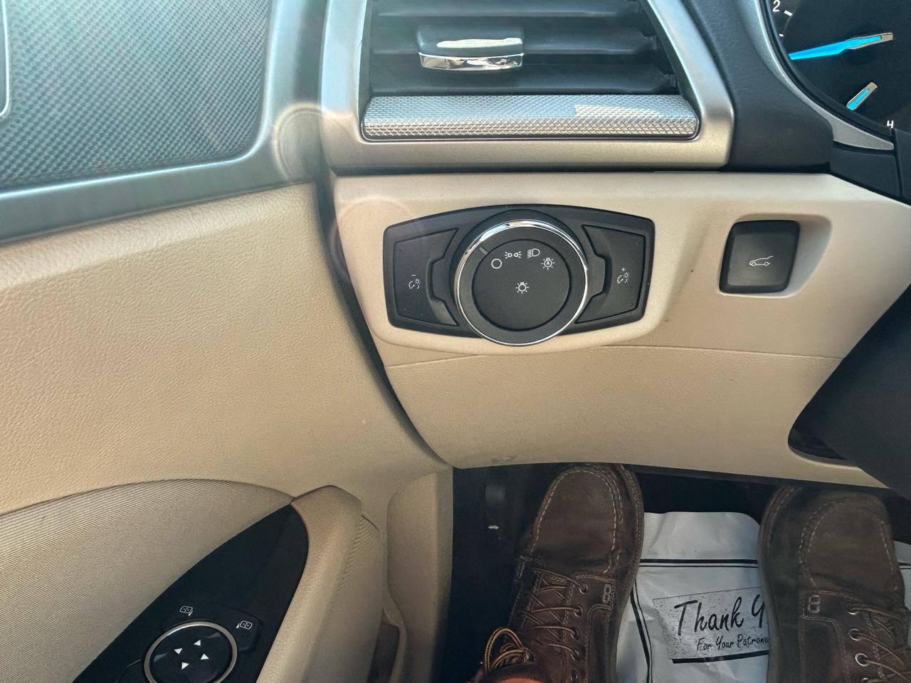 Ford Fusion 4dr Sdn SE FWD 2015