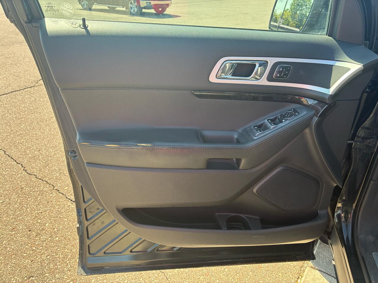 Ford Explorer 4WD 4dr Limited 2013