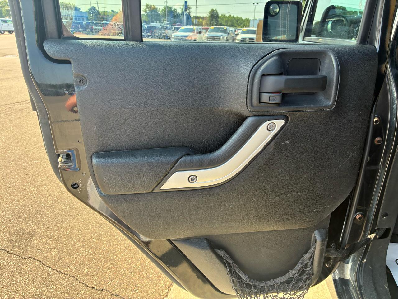 Jeep Wrangler Unlimited 4WD 4dr Rubicon 2014