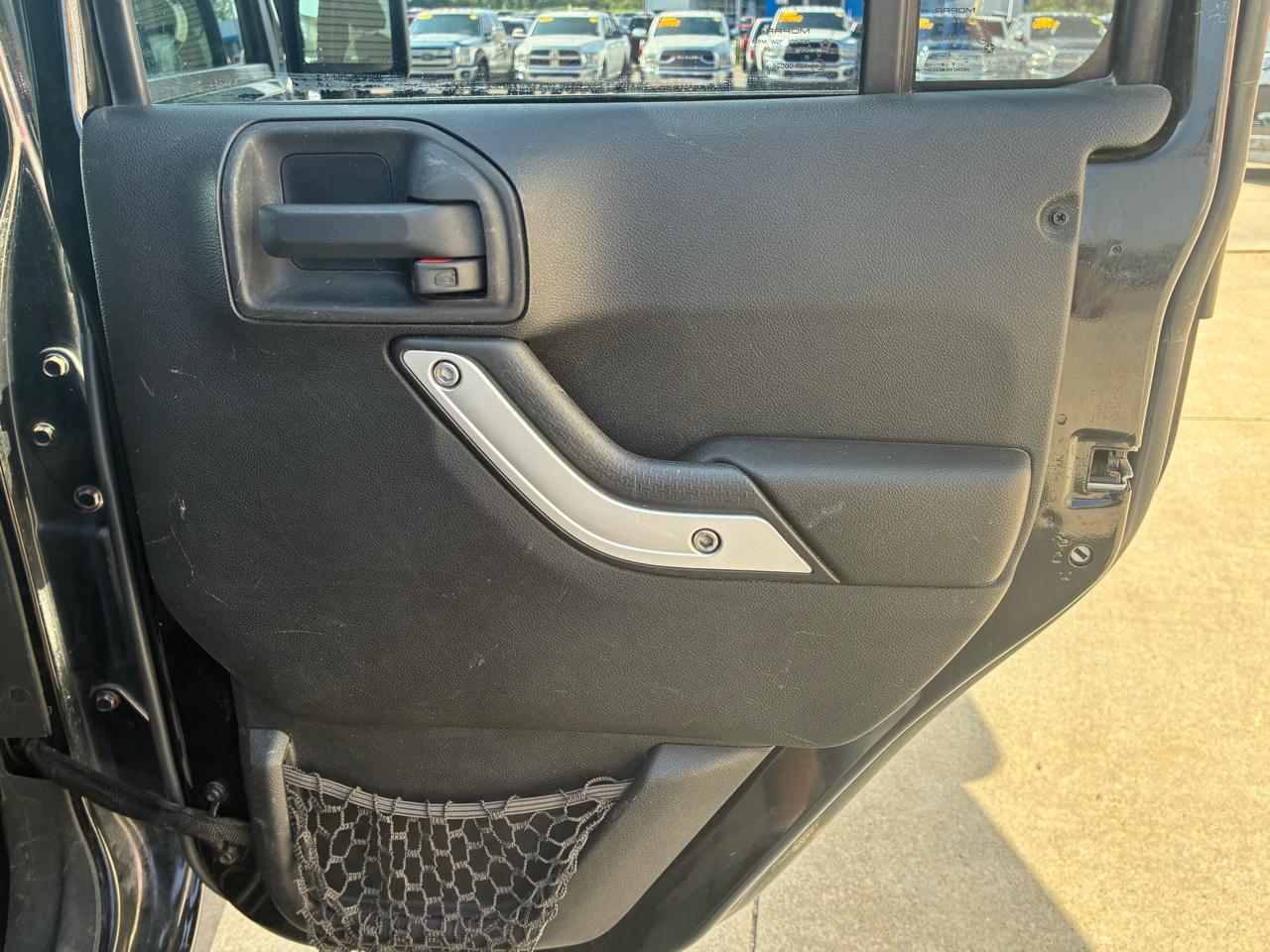 Jeep Wrangler Unlimited 4WD 4dr Rubicon 2014