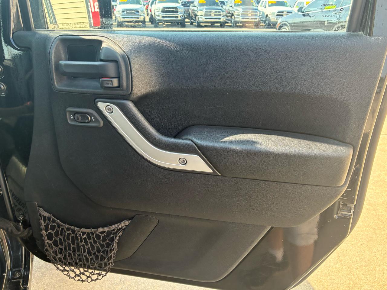 Jeep Wrangler Unlimited 4WD 4dr Rubicon 2014