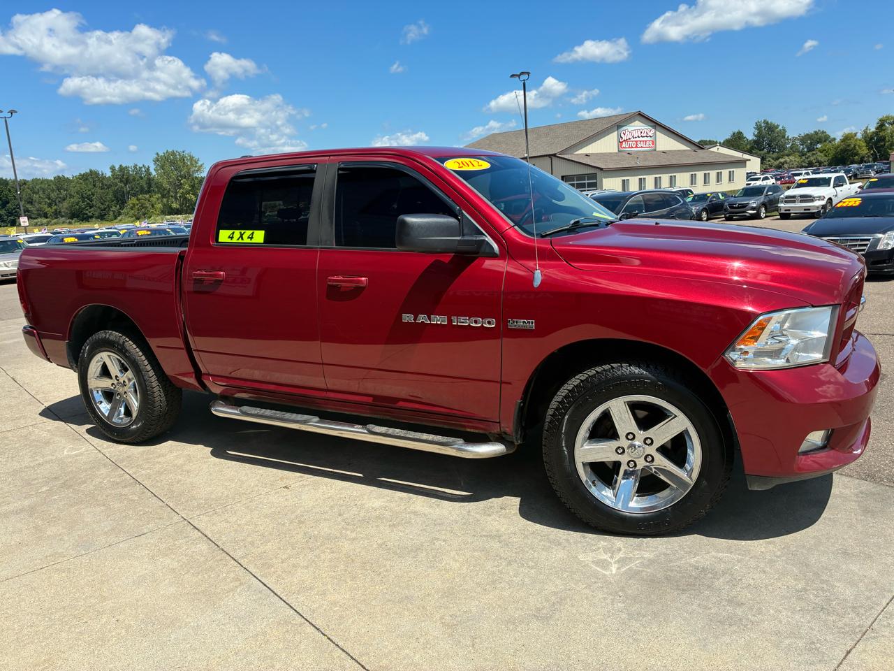 RAM 1500 4WD Crew Cab 140.5" Sport 2012