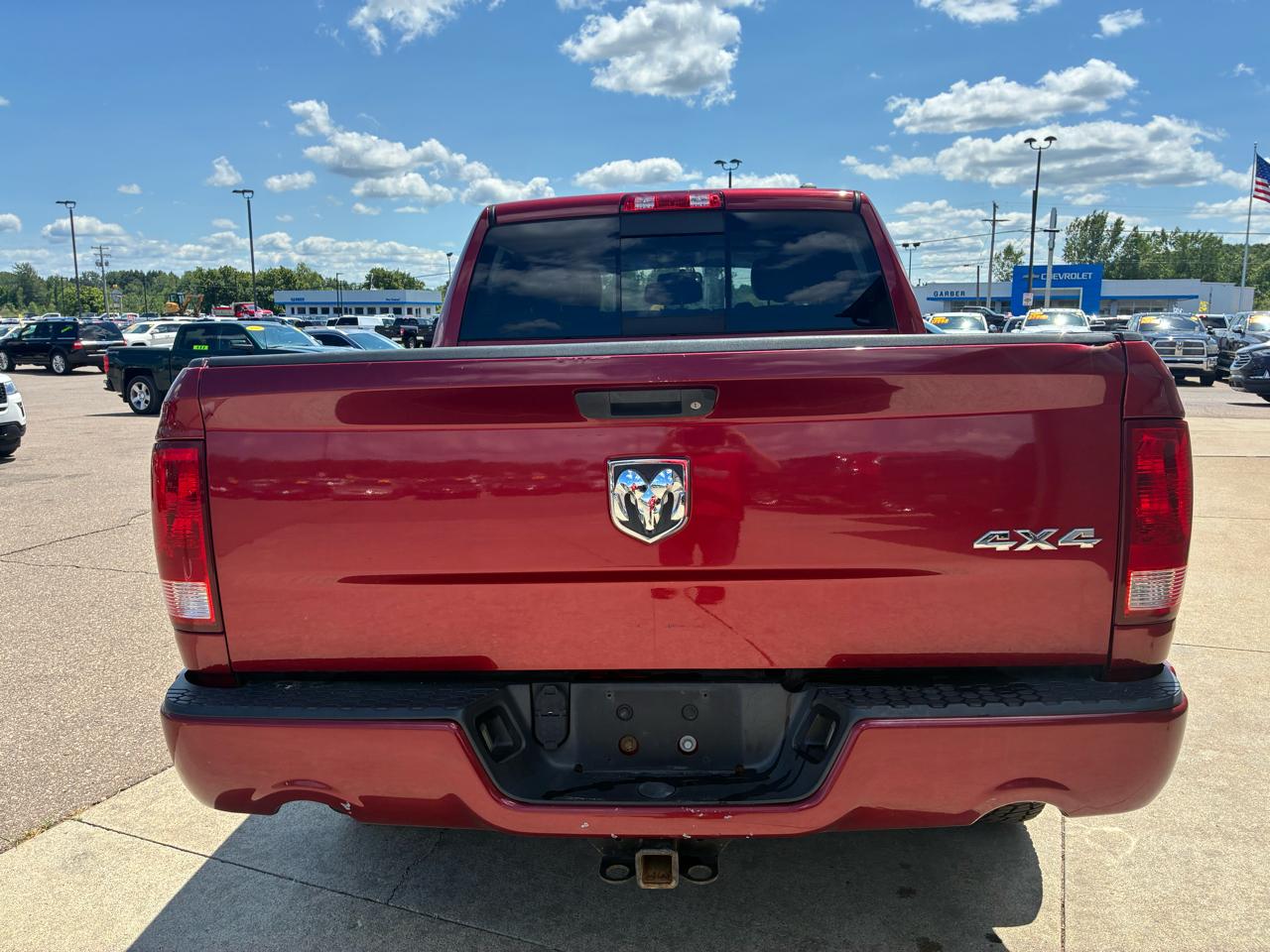 RAM 1500 4WD Crew Cab 140.5" Sport 2012