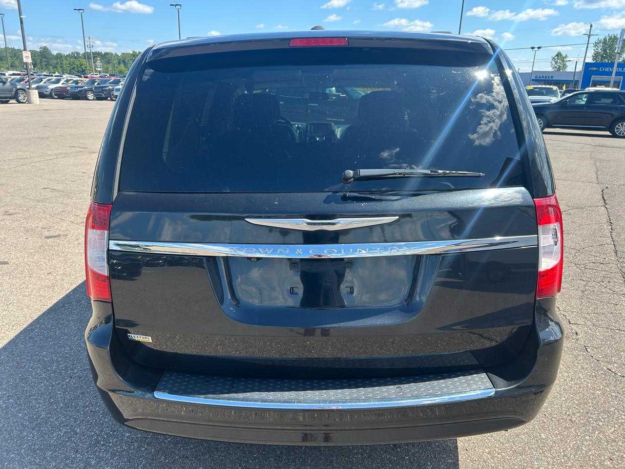 Chrysler Town & Country 4dr Wgn Touring 2016