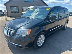 2016 Chrysler Town & Country 