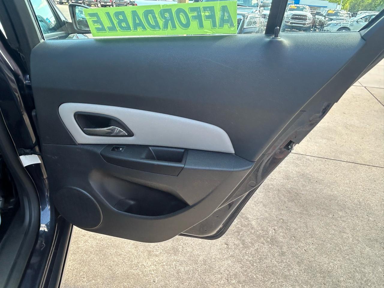 Chevrolet Cruze 4dr Sdn Auto LS 2014
