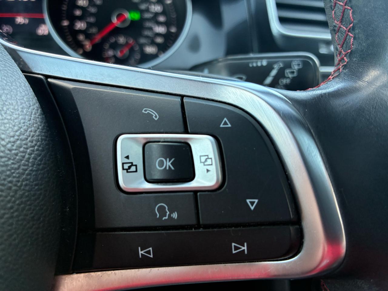 Volkswagen Golf GTI 2.0T 4-Door Autobahn DSG 2017