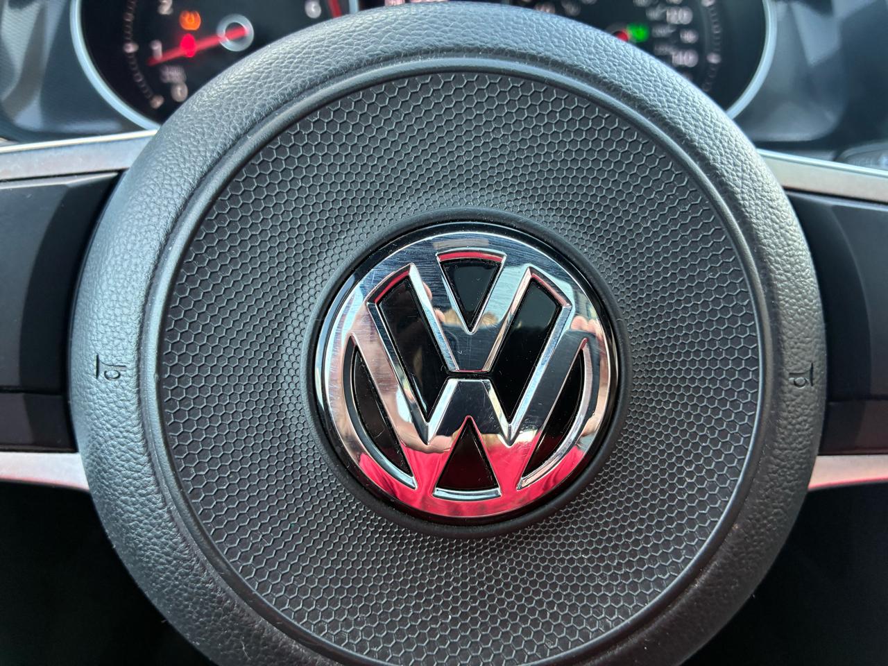 Volkswagen Golf GTI 2.0T 4-Door Autobahn DSG 2017