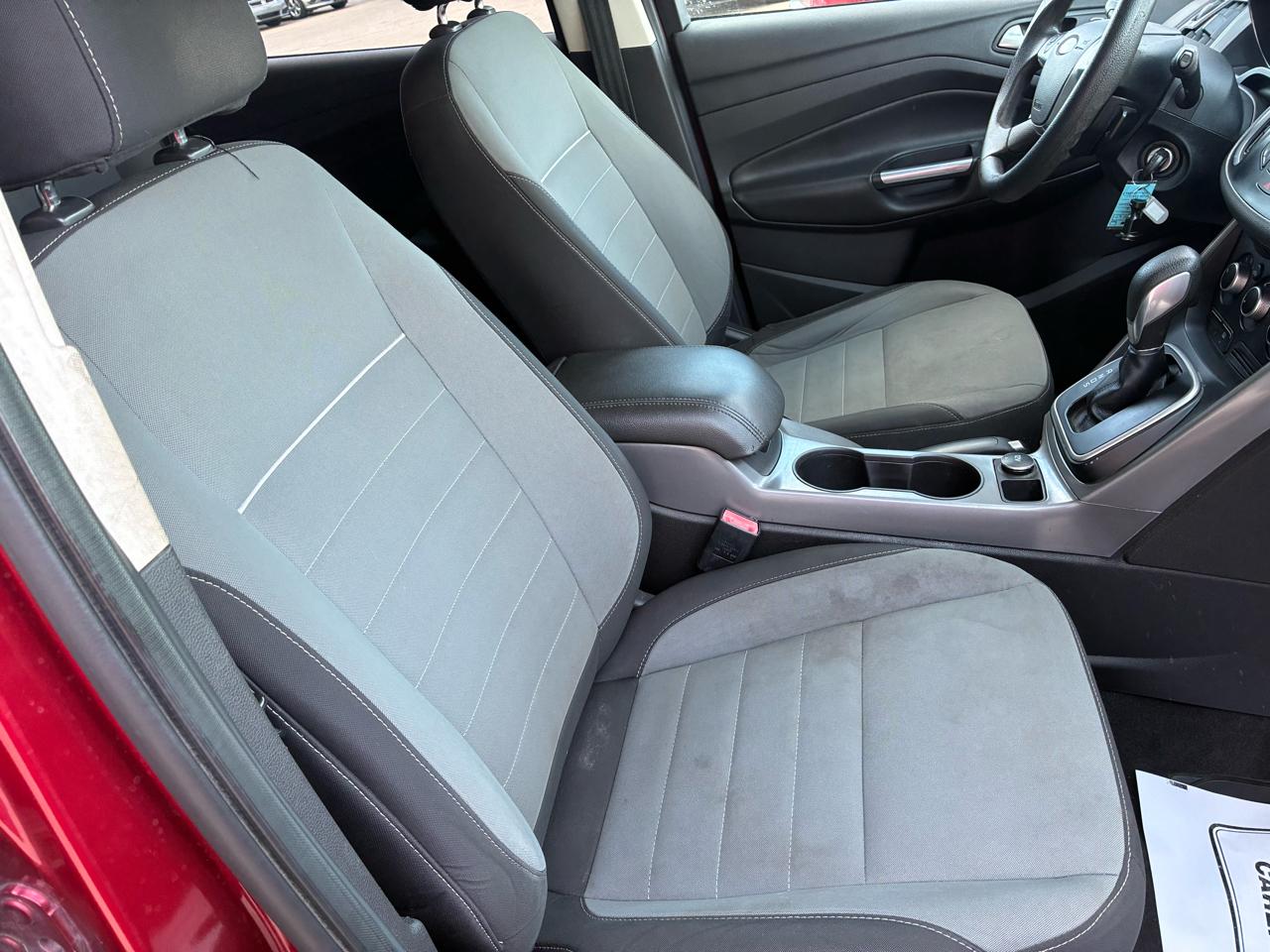 Ford Escape FWD 4dr SE 2013