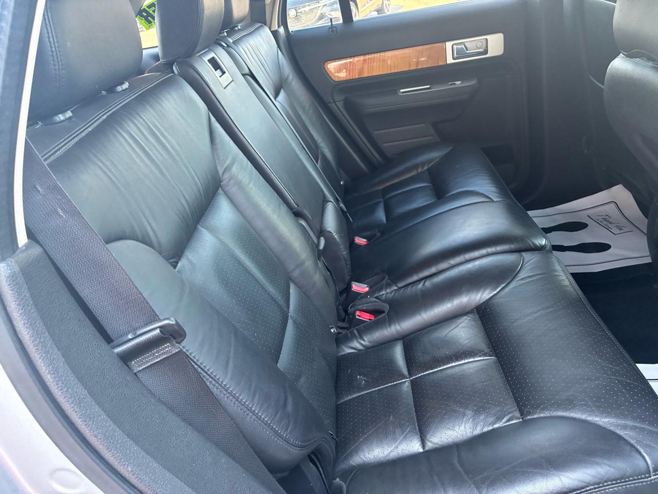 Lincoln MKX AWD 4dr 2010