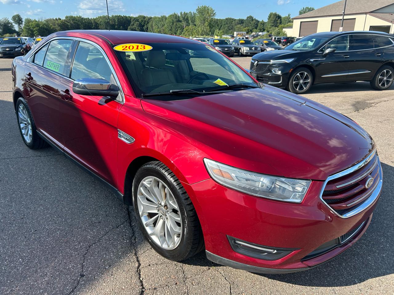 Ford Taurus 4dr Sdn Limited FWD 2013