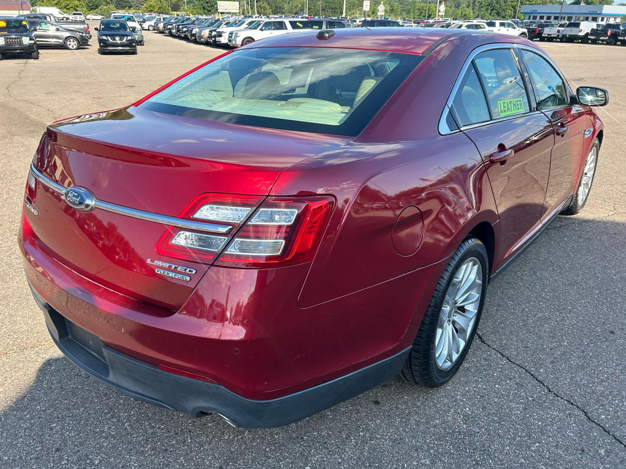 Ford Taurus 4dr Sdn Limited FWD 2013