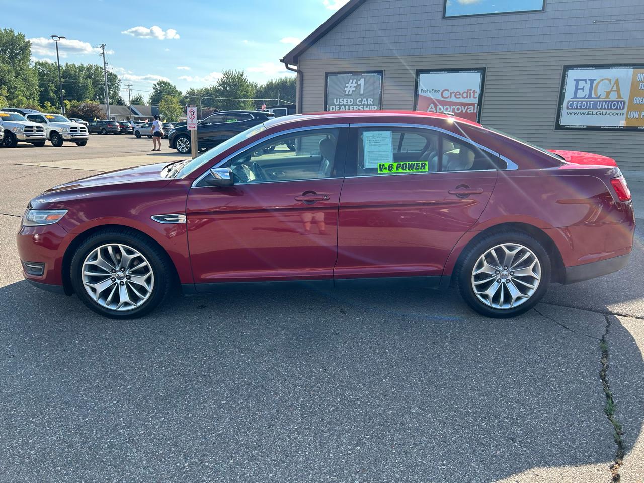 Ford Taurus 4dr Sdn Limited FWD 2013