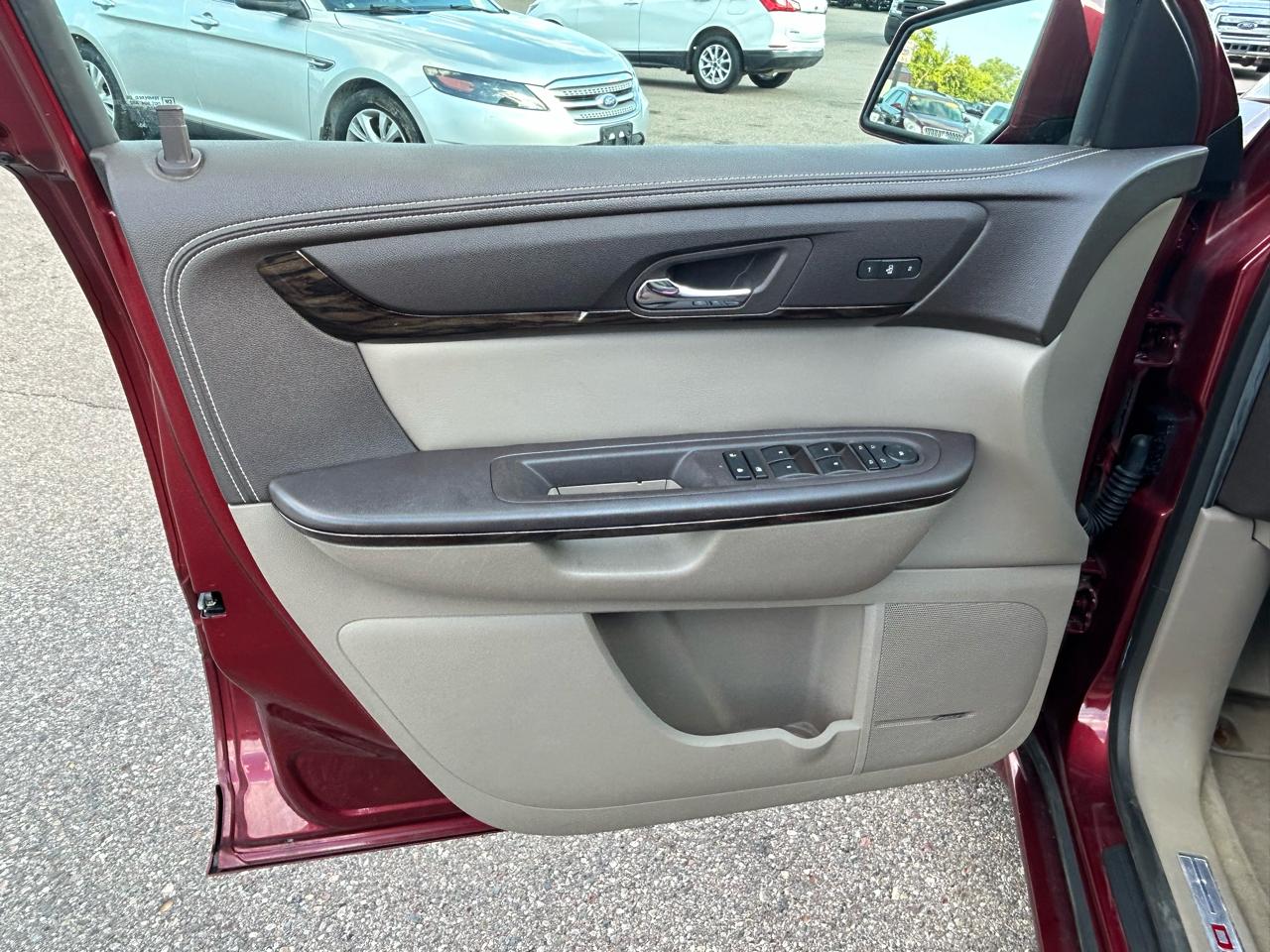 GMC Acadia AWD 4dr Denali 2015