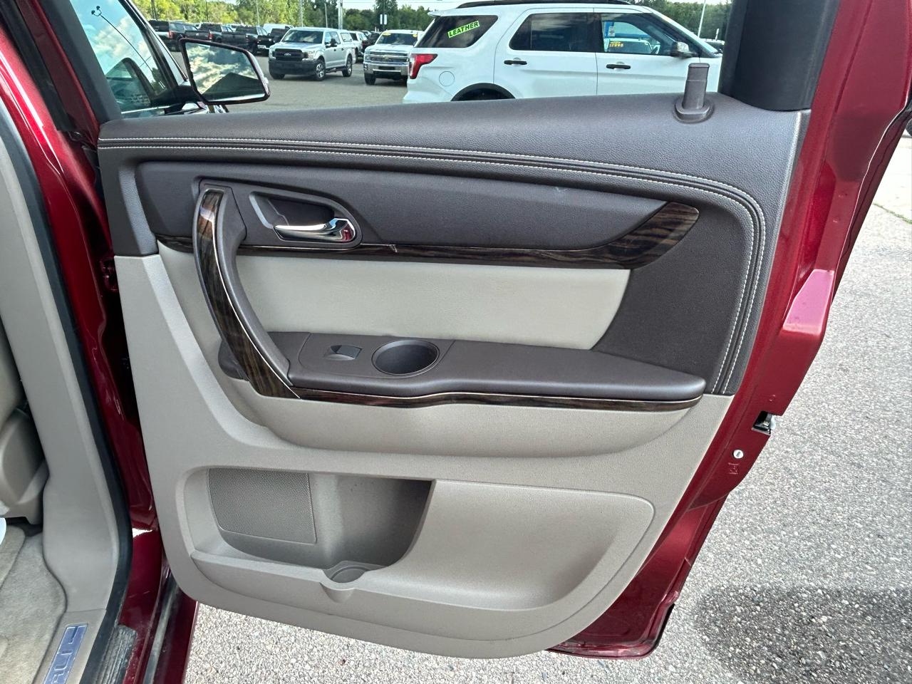 GMC Acadia AWD 4dr Denali 2015