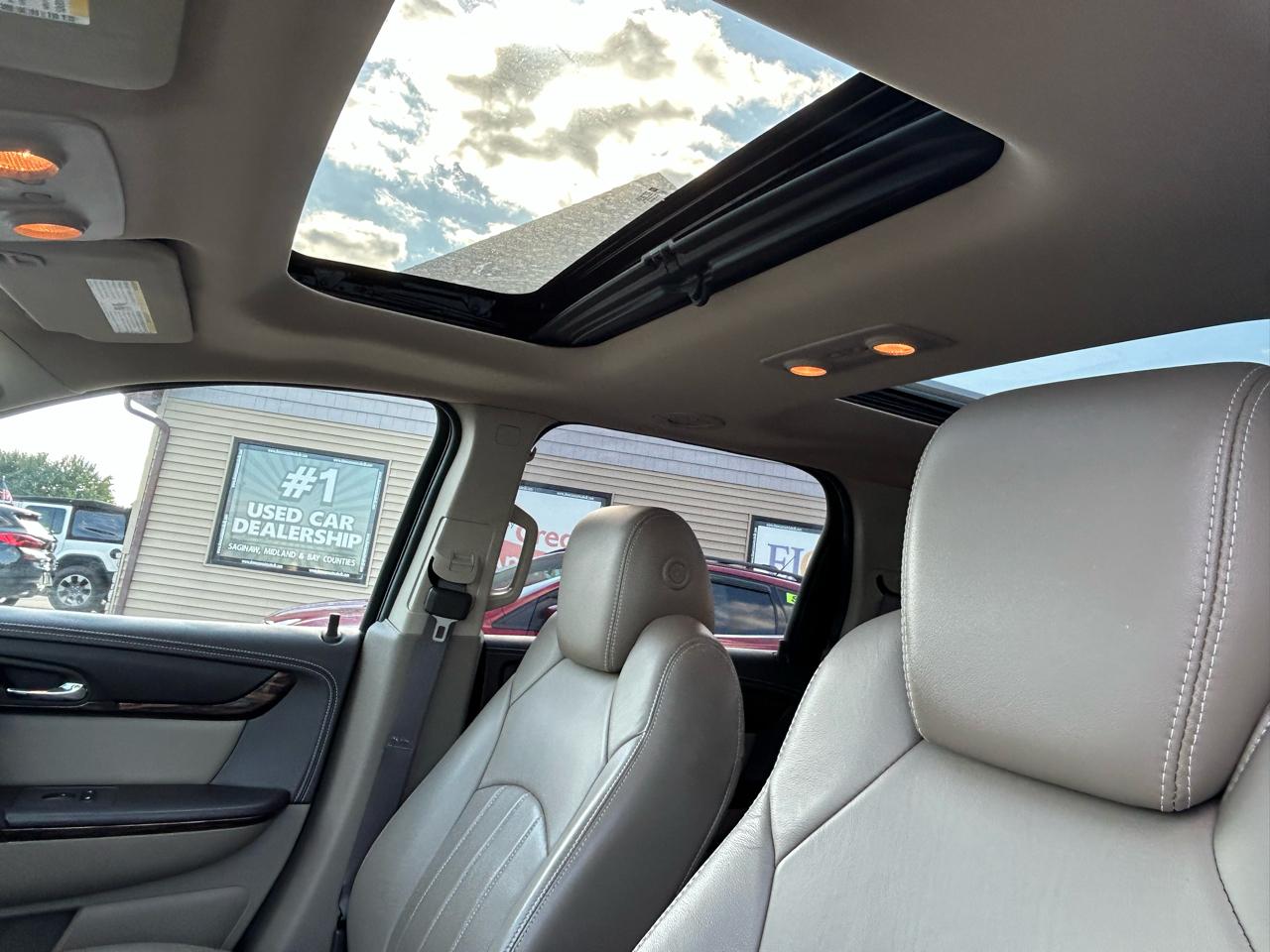 GMC Acadia AWD 4dr Denali 2015