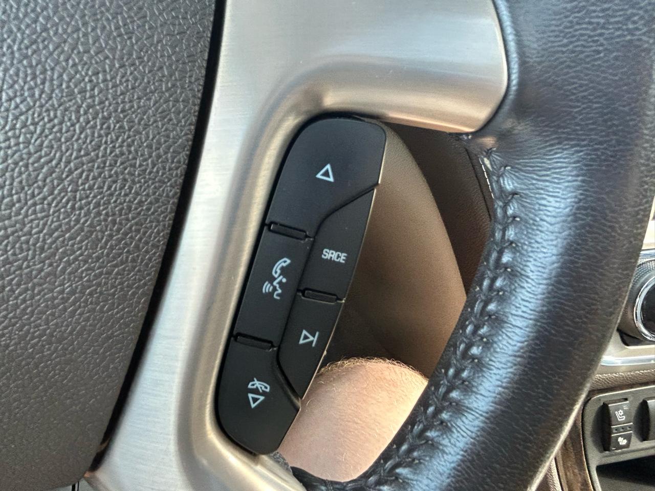 GMC Acadia AWD 4dr Denali 2015