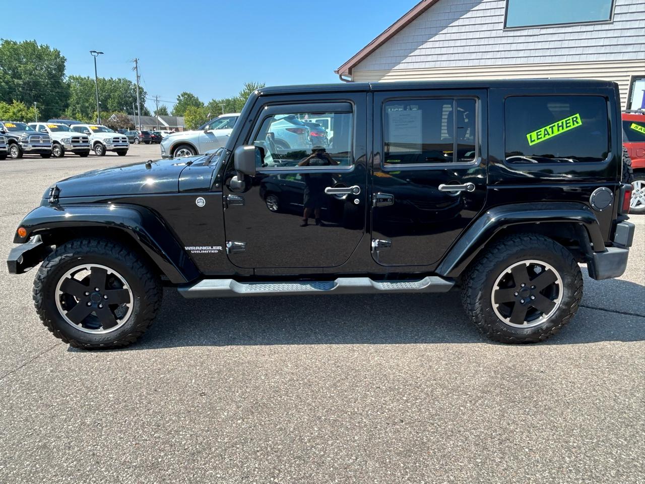 Jeep Wrangler Unlimited 4WD 4dr Altitude 2012