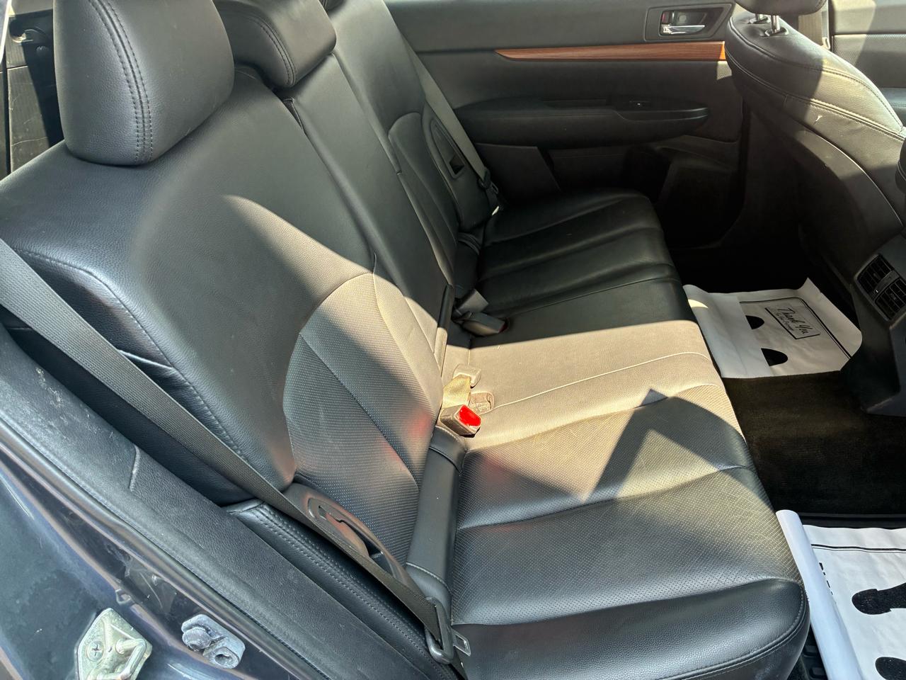 Subaru Outback 4dr Wgn H4 Auto 2.5i Limited 2014