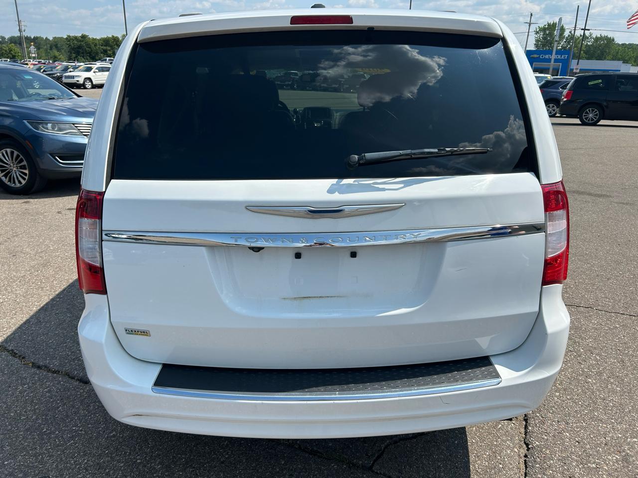 Chrysler Town & Country 4dr Wgn Touring 2014